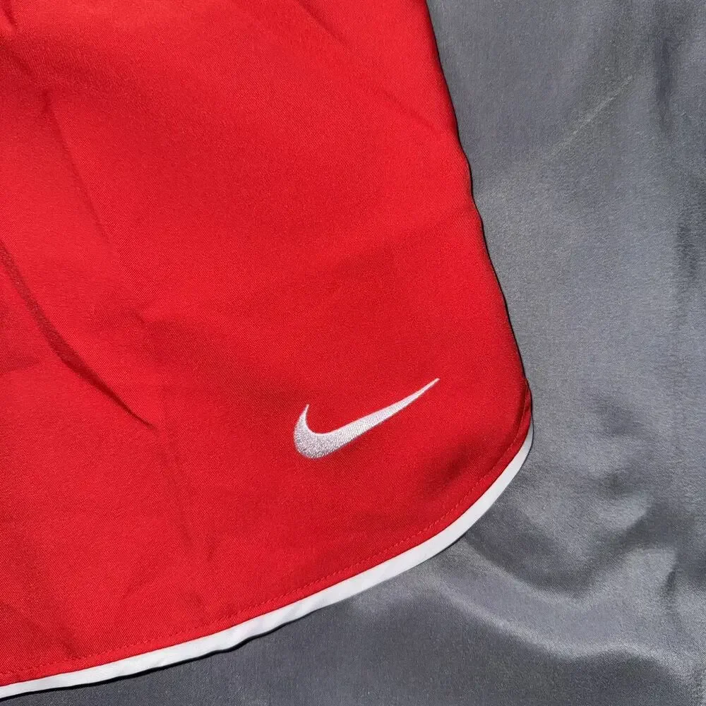 Nike product pair